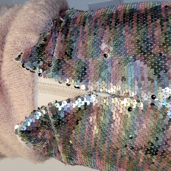 Urban Outfitters rainbow sequint Mini skirt. - Picture 10 of 10